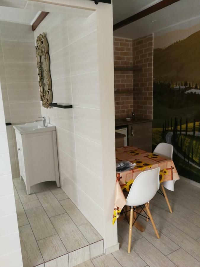 Posto Al Sole - IL Bacio Bellville Exterior foto